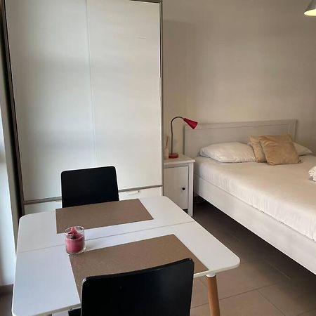 Joli Studio Confortable ! Prilly 外观 照片